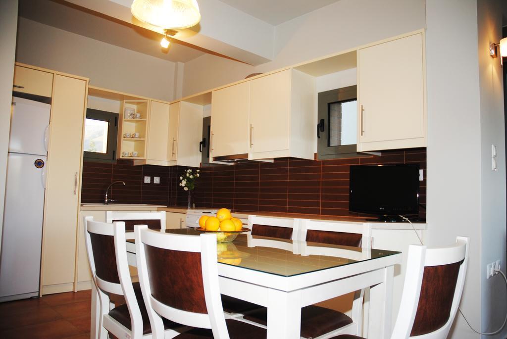 Erodios Hotel Каристос Экстерьер фото