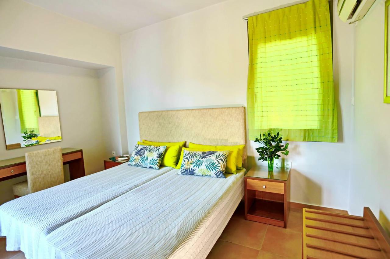 Erodios Hotel Каристос Экстерьер фото